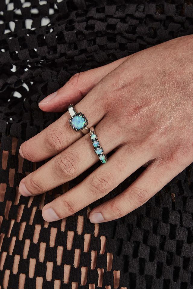 BABY CLAW RING OPAL
