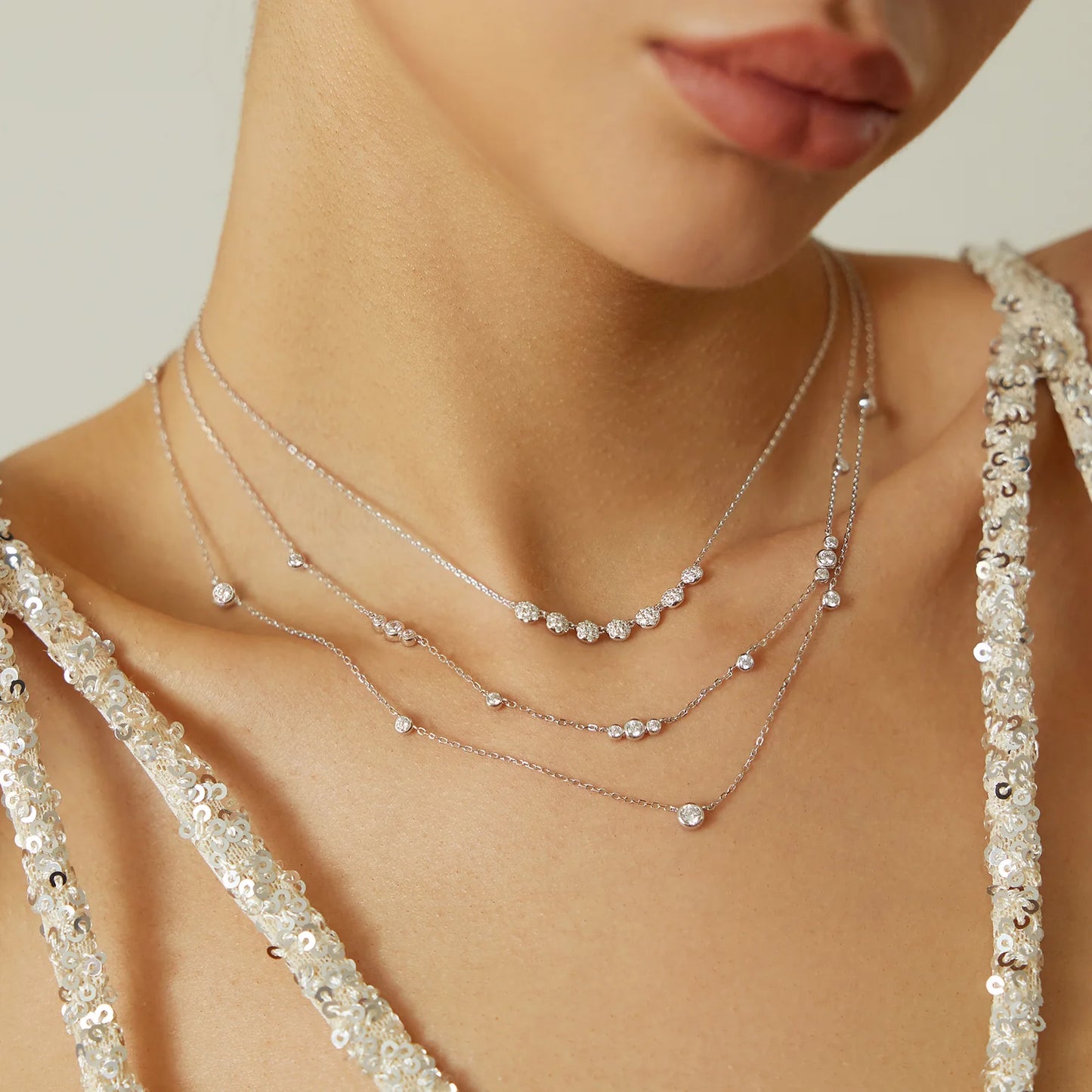 DAINTY BEADED NECKLACE