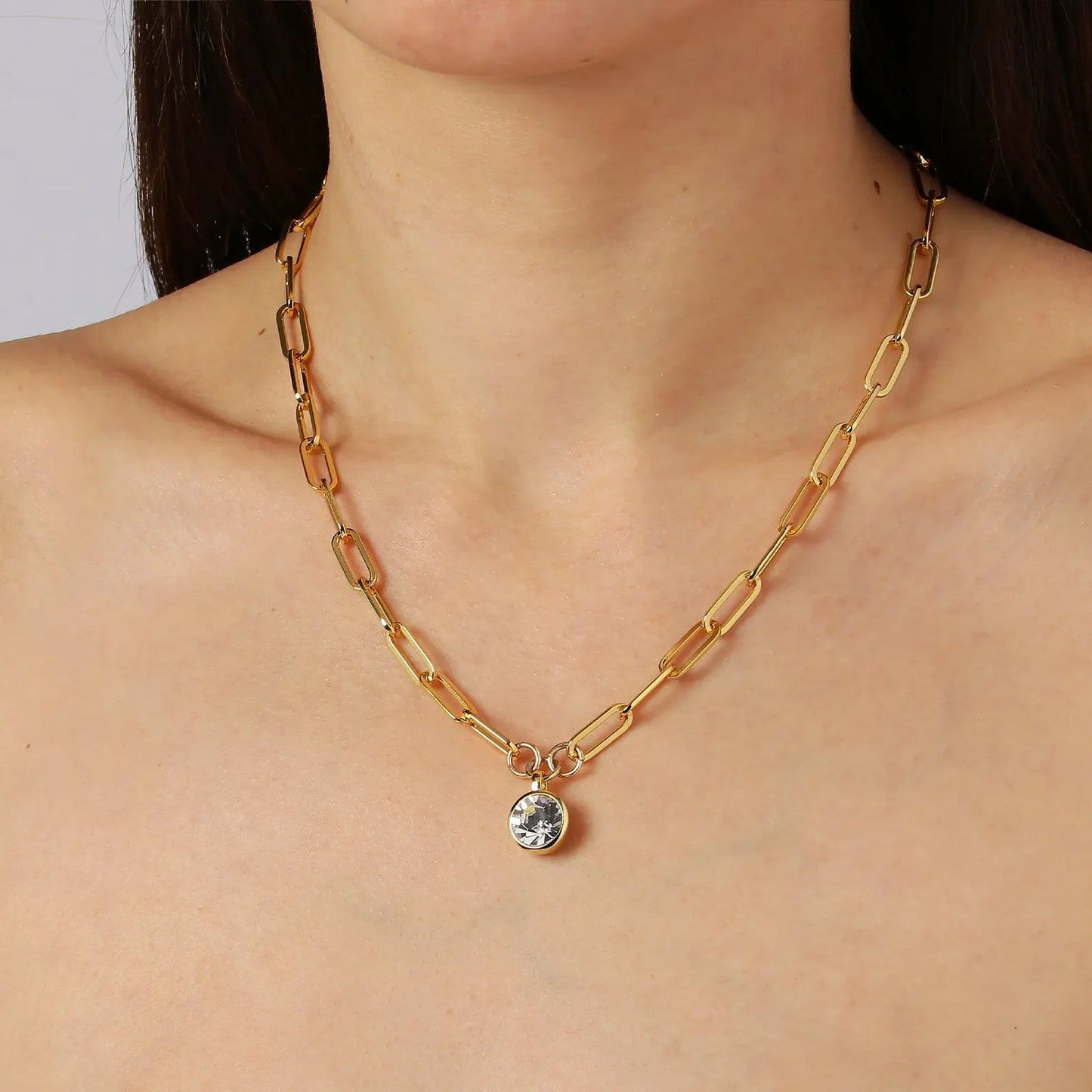 LISANNA GOLD CRYSTAL NECKLACE