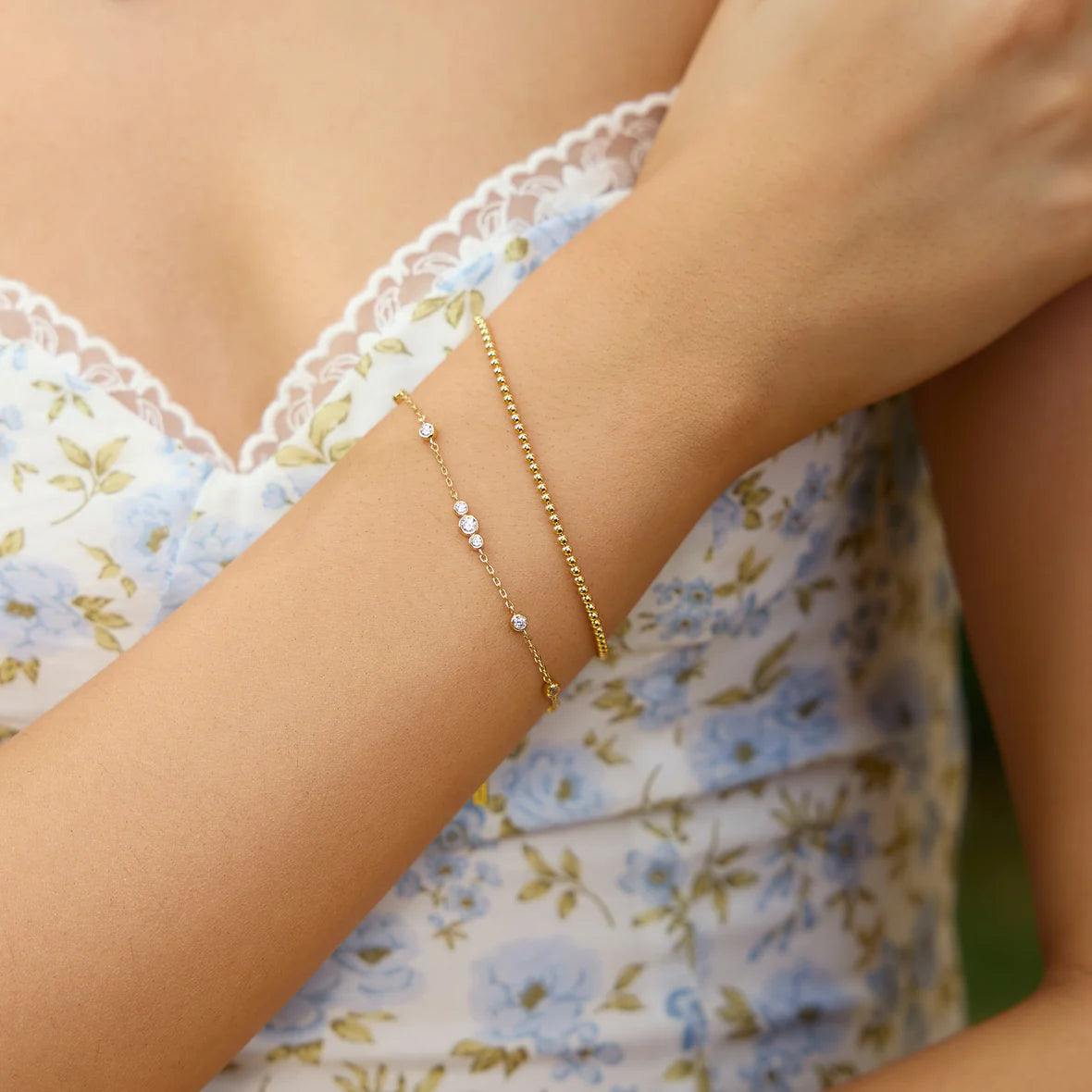 DAINTY BEZEL BRACELET