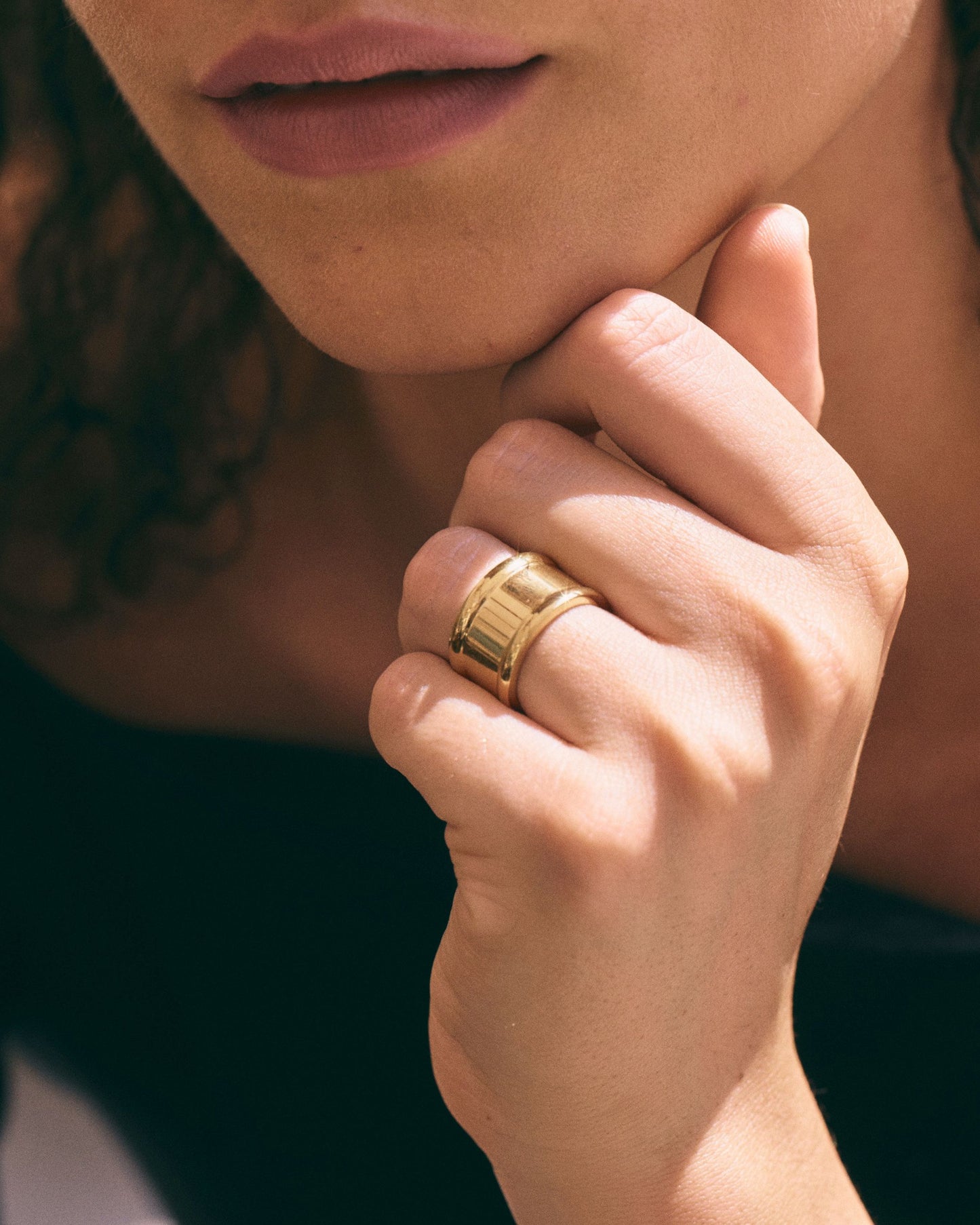 FRAME RING
