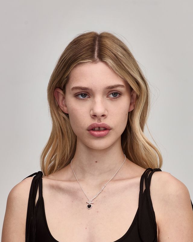 LOVE CLAW FOB NECKLACE ONYX
