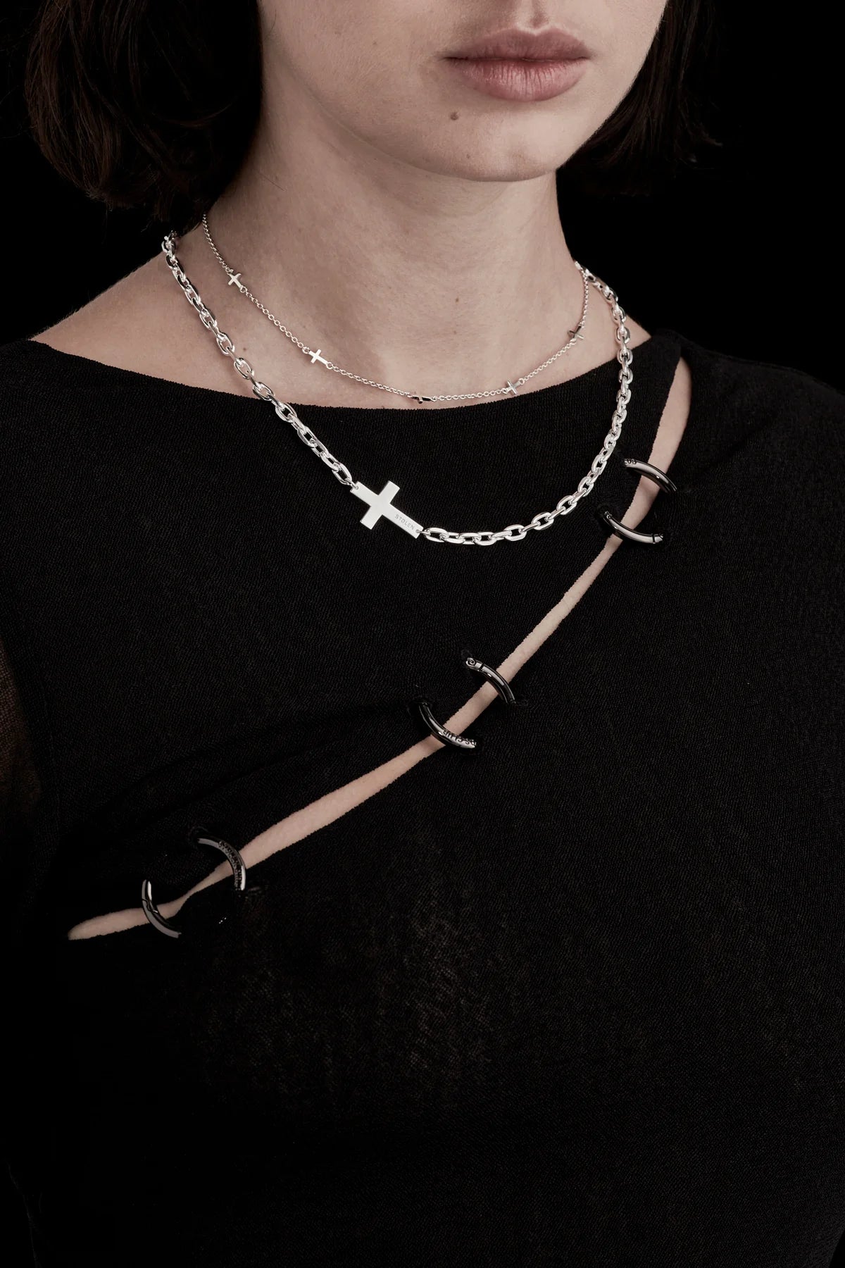 FALLING CROSS MAXI NECKLACE