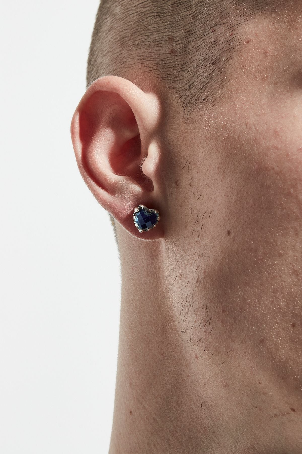 LOVE CLAW EARRINGS MOOD CRYSTAL