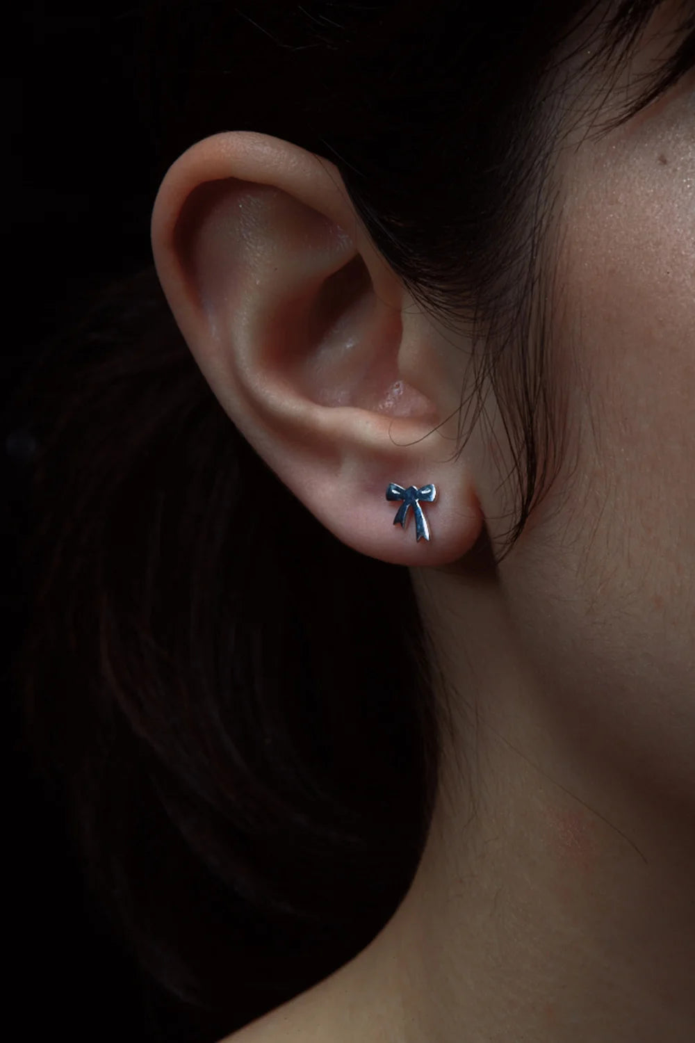 MINI BOW STUDS