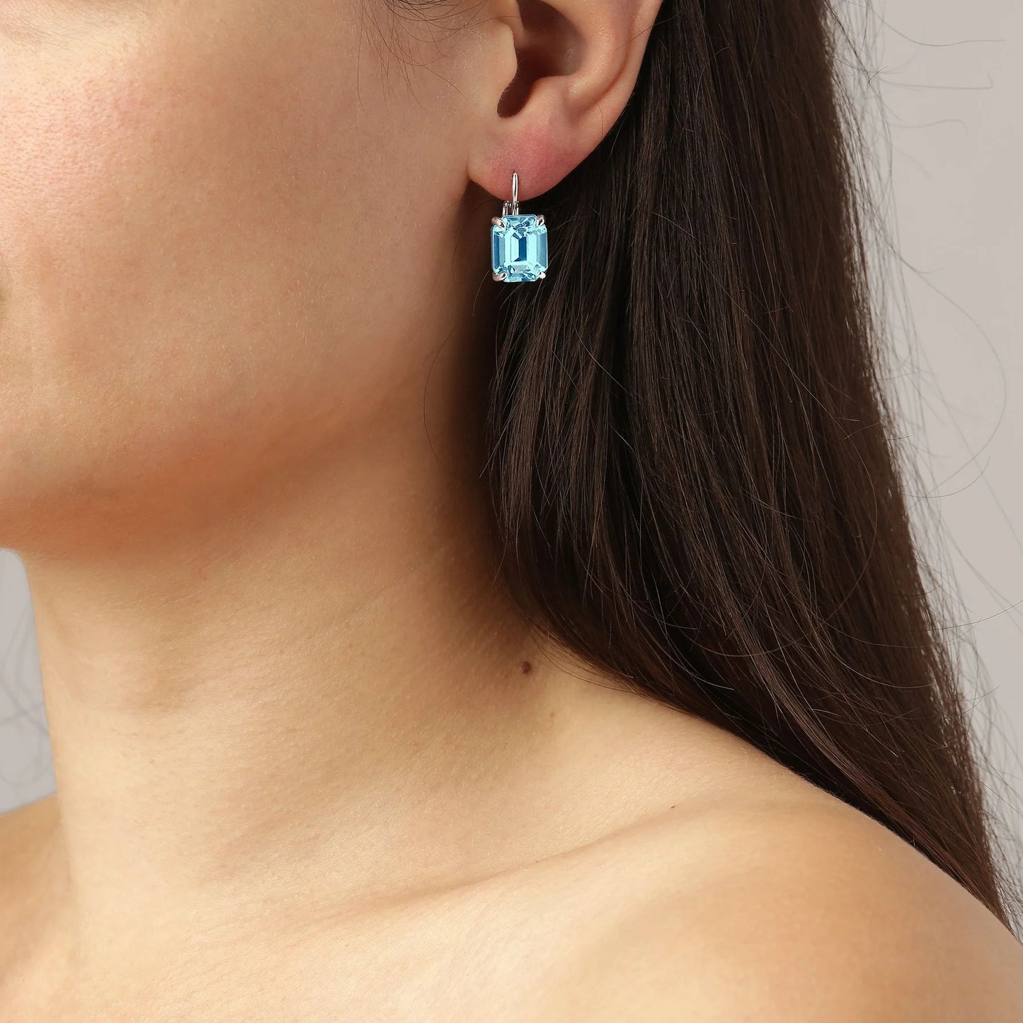 SEGIN SHINEY SILVER AQUA EARRINGS