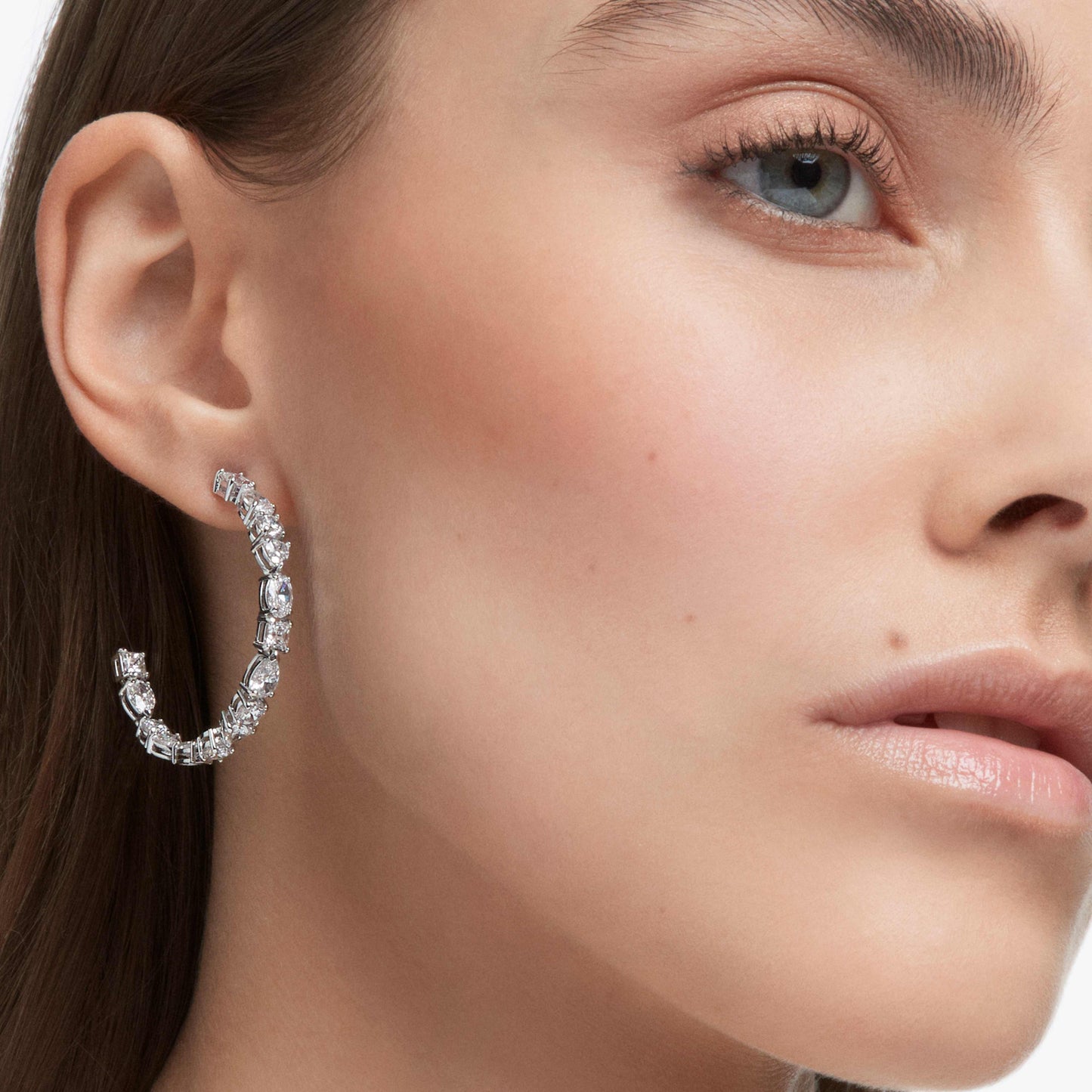 MESMERA HOOP EARRINGS - WHITE, RHODIUM