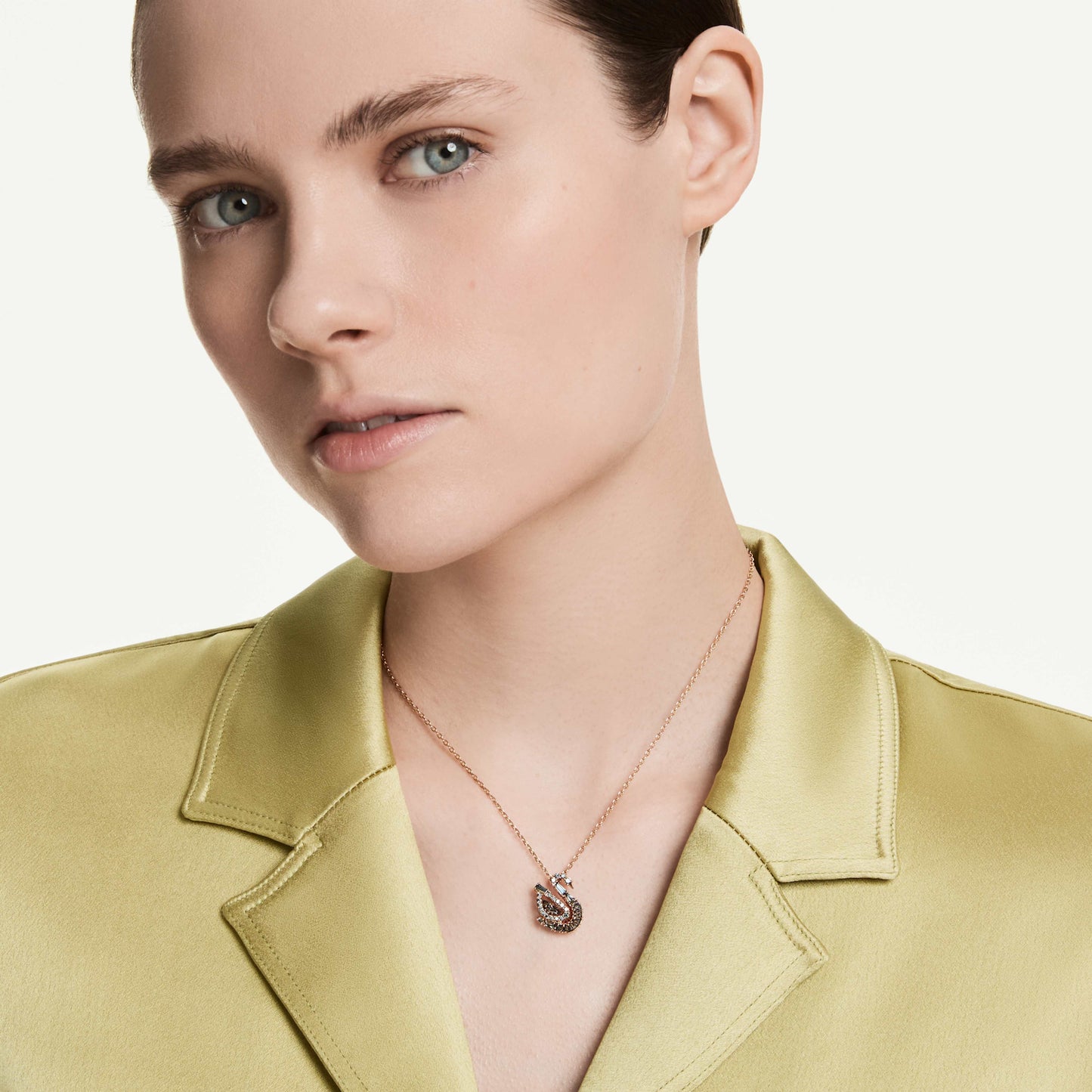 SWAN PENDANT - BLACK, 18K ROSE GOLD