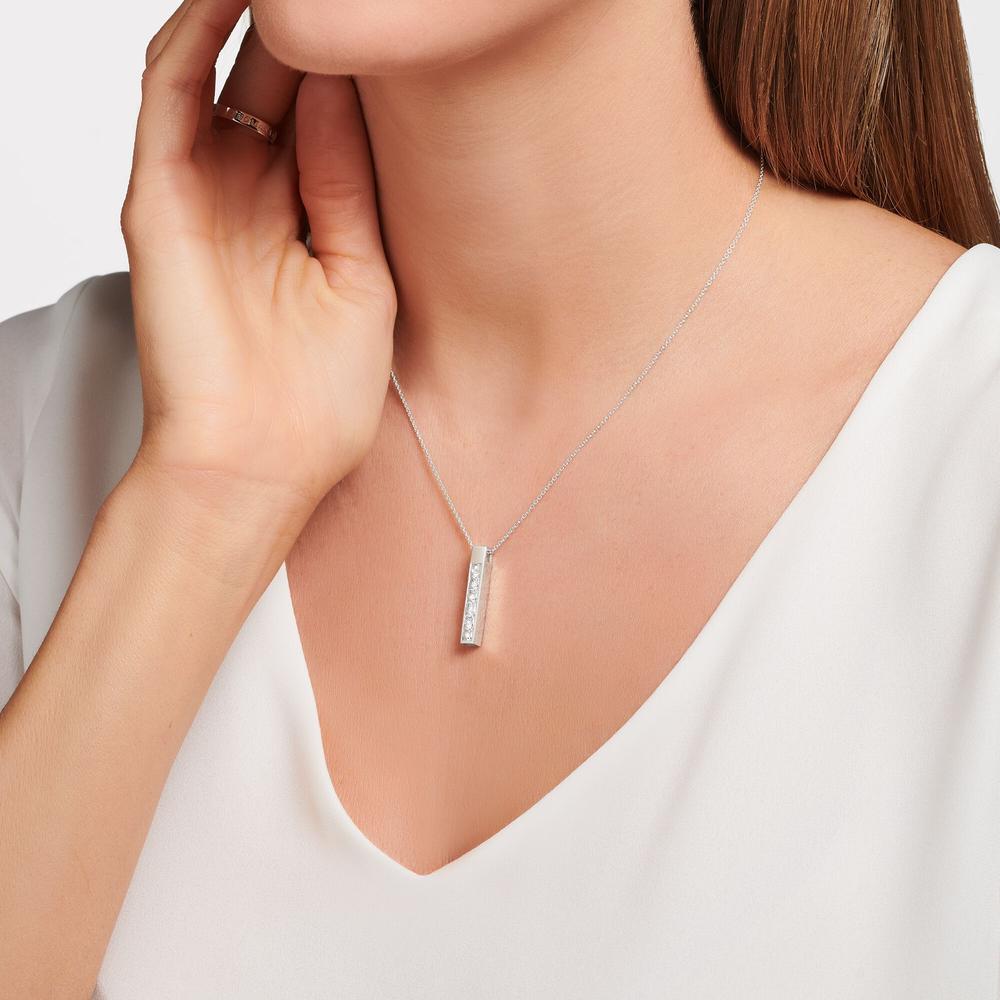 HERITAGE ENGRAVABLE CZ BAR NECKLACE