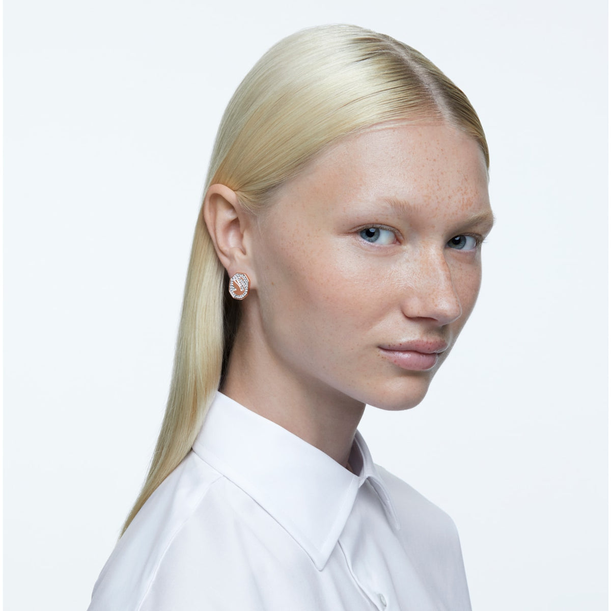 SIGNUM SWAN STUD EARRINGS, WHITE, ROSE-GOLD TONE PLATED
