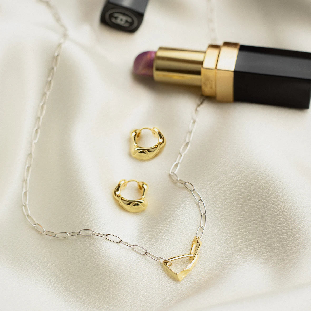 ARROW LINK CHUNKY CHAIN NECKLACE