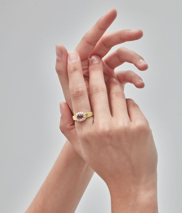 BABY CLAW RING MYSTIC QUARTZ