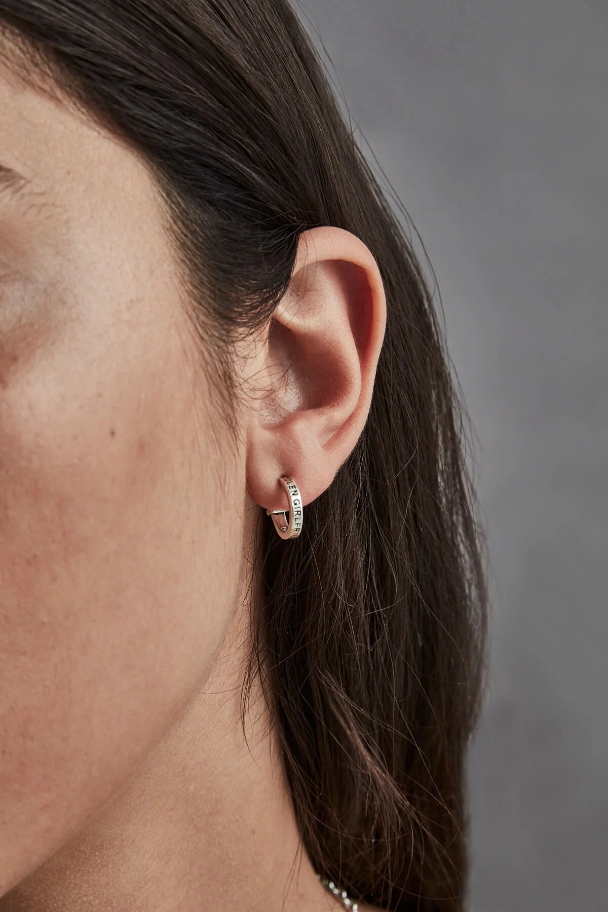 CLEAN LOGO HOOPS