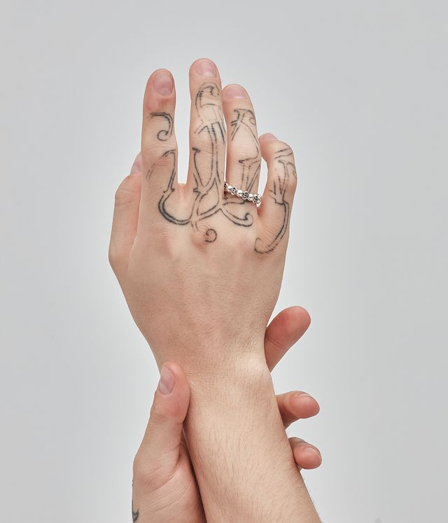 DARKNESS AND LIGHT BALL CHAIN RING