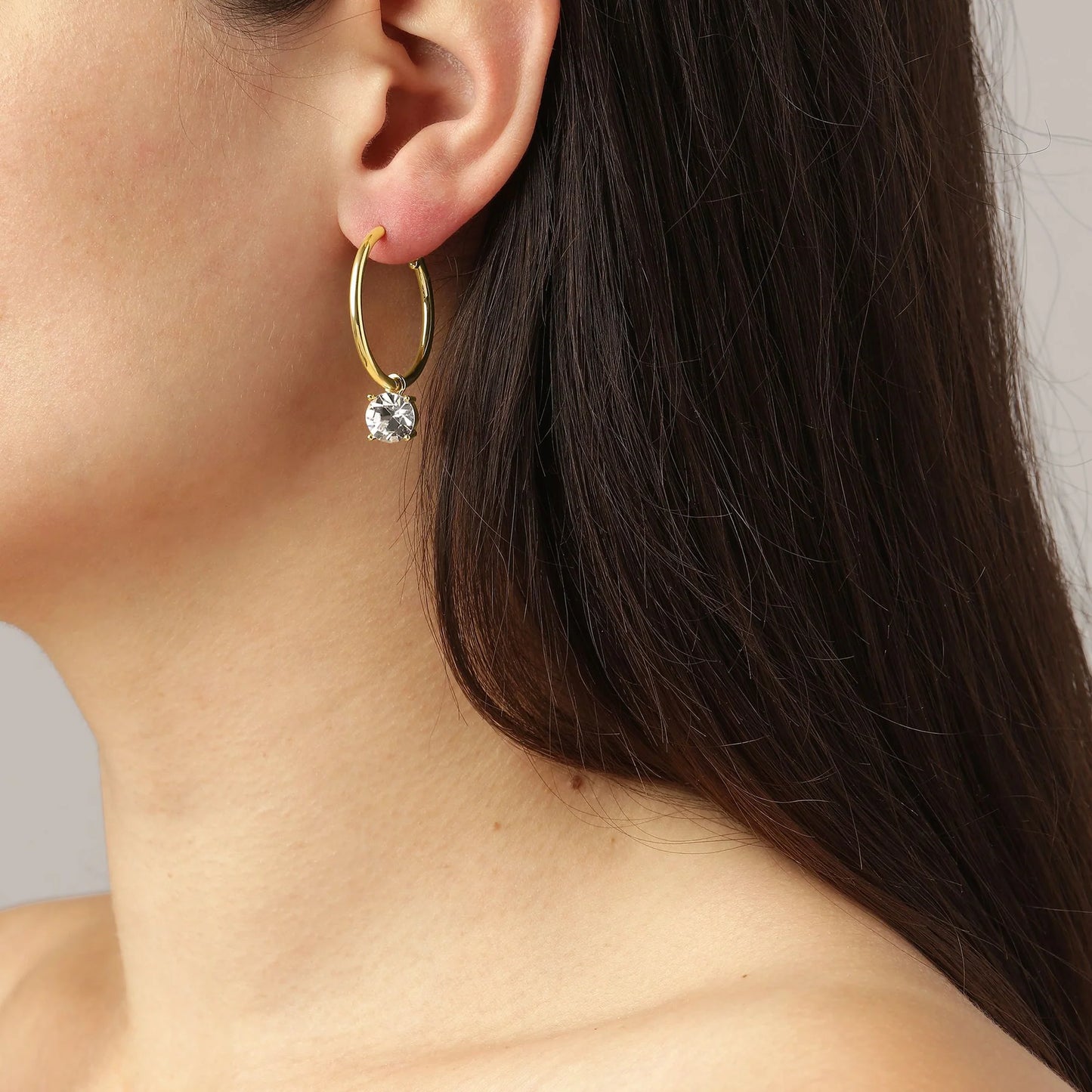 DIEGA SHINEY GOLD CRYSTAL EARRINGS
