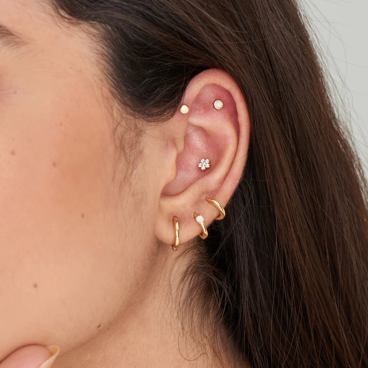 DISC BARBELL SINGLE EARRING