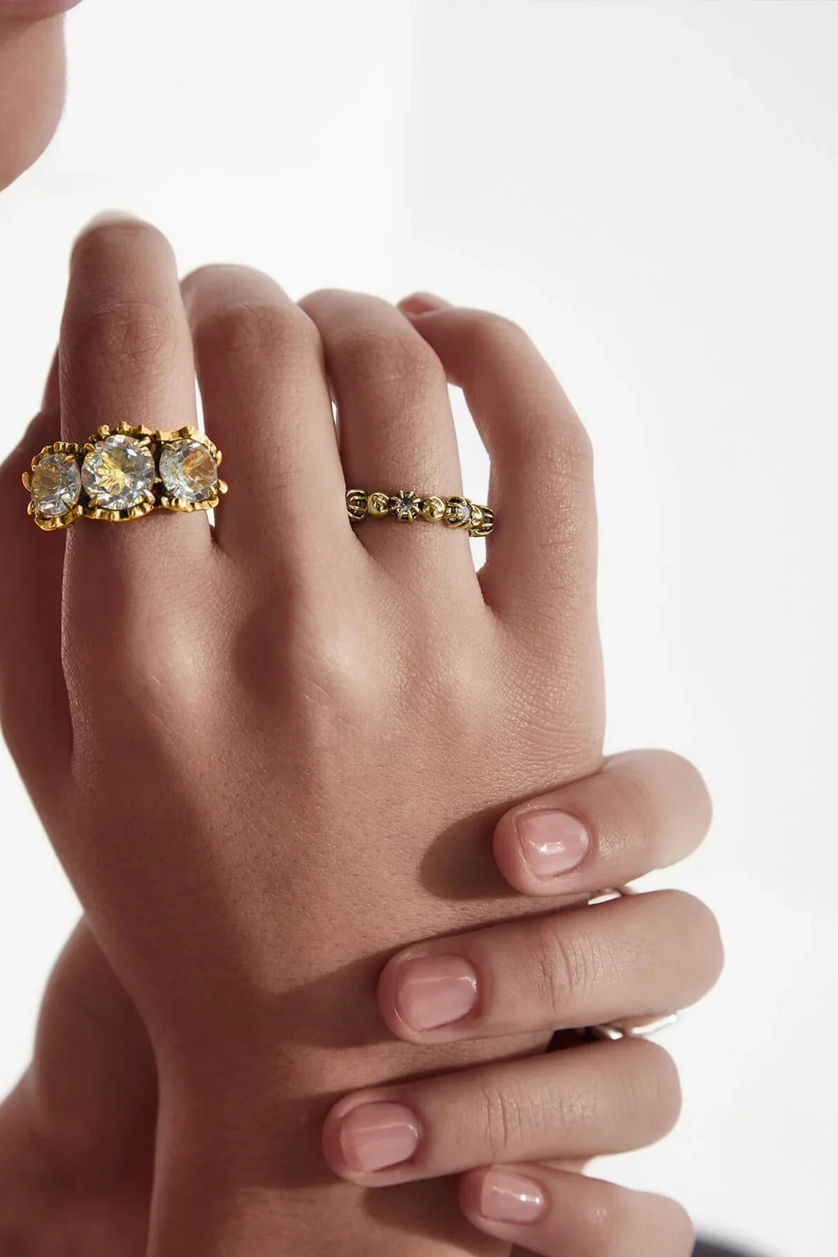 DELICATE DISTORTION COCKTAIL RING