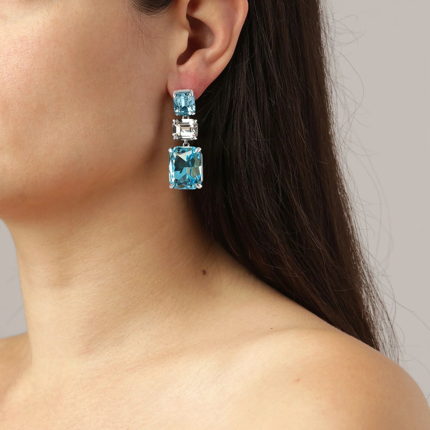 ESMARA SHINEY SILVER AQUA/CRYSTAL EARRINGS