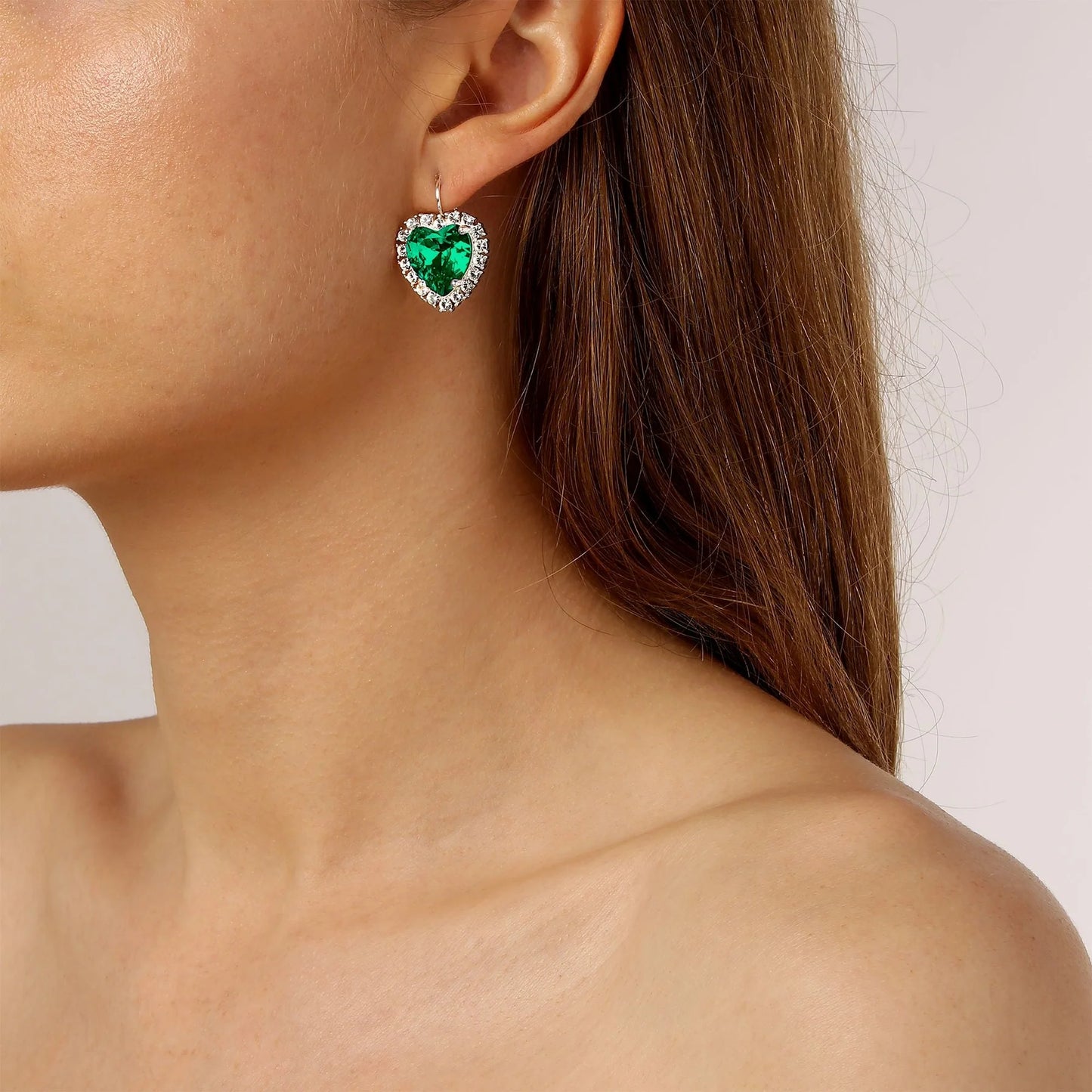 FELICIA SHINY SILVER EMERALD GREEN/CRYSTAL EARRINGS