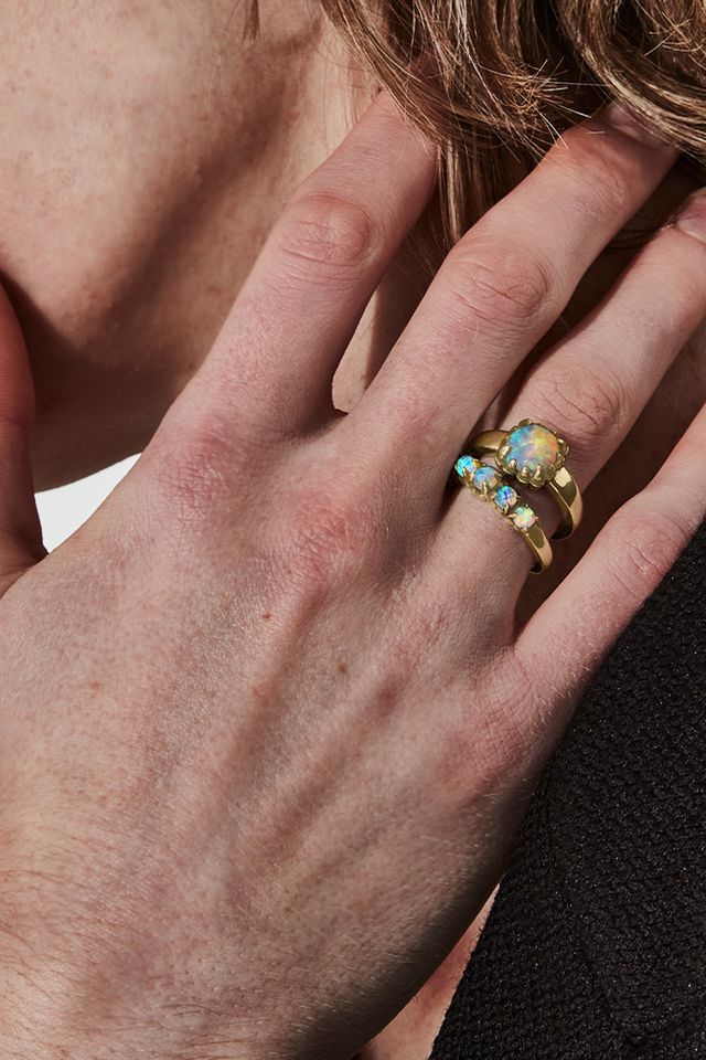 BABY CLAW RING OPAL