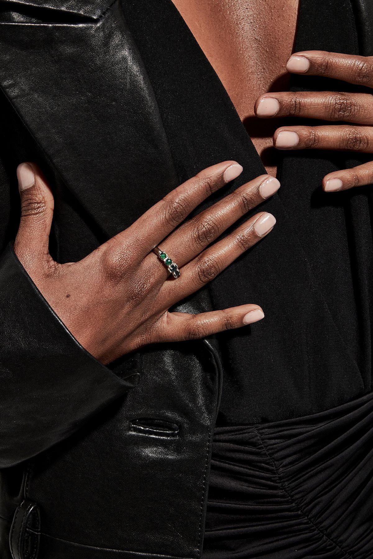 HALO CLUSTER RING MOOD CRYSTAL