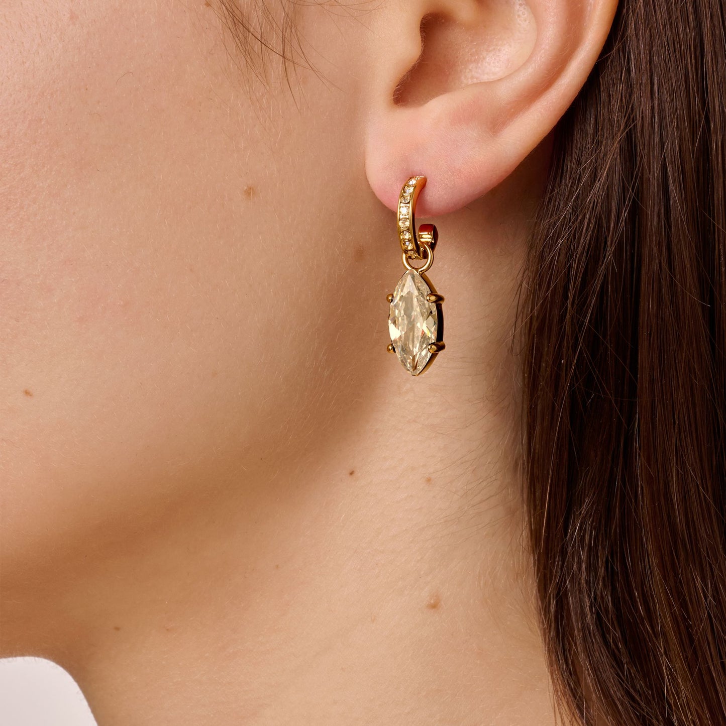 JUNIPE SHINY GOLDEN EARRINGS