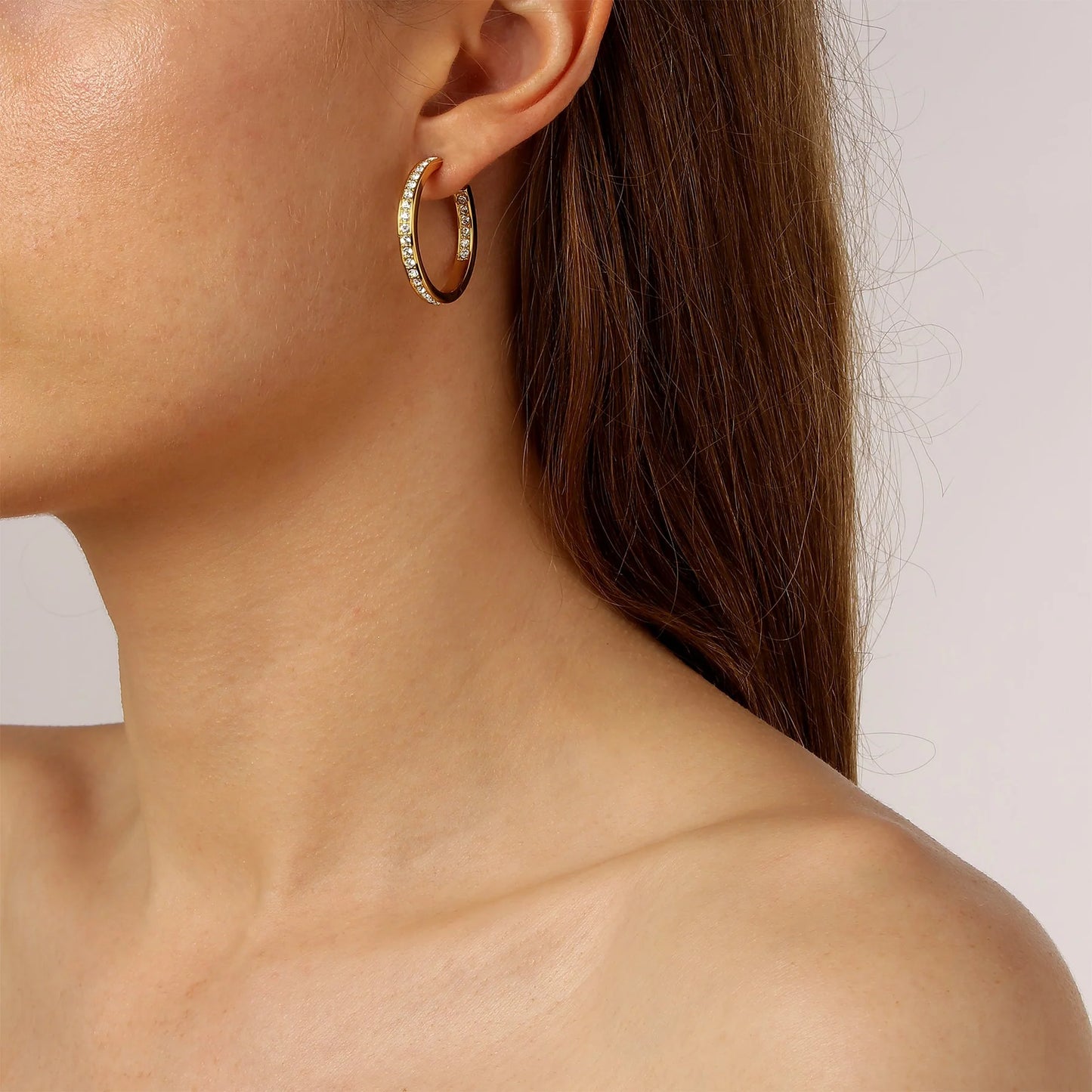 JUSTINA SHINY GOLD GREEN HOOP EARRINGS