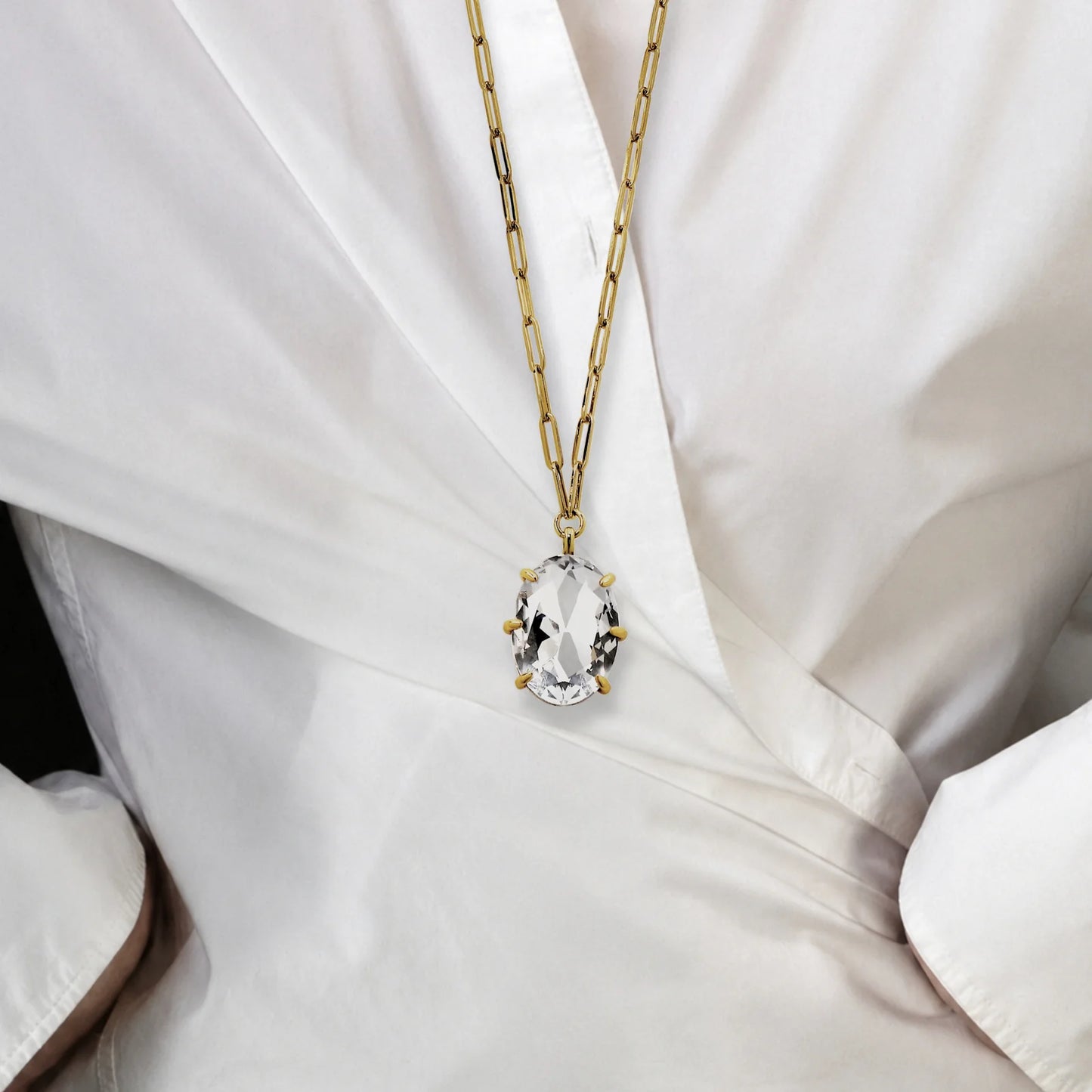 KALLY SHINY GOLD CRYSTAL NECKLACE