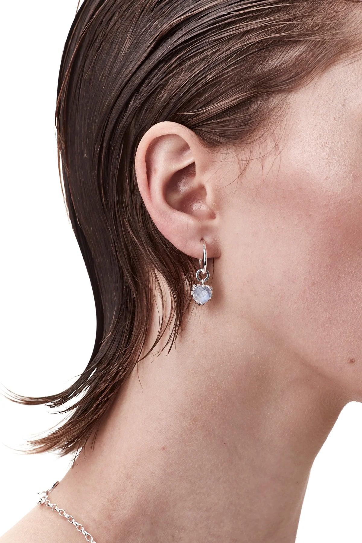 LOVE ANCHOR EARRINGS MOONSTONE