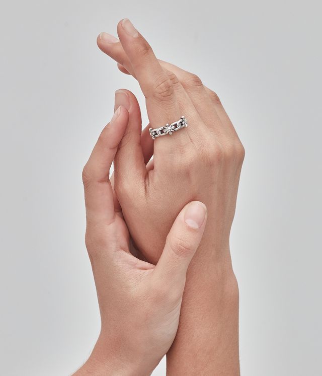 MIDNIGHT CROSS CURB RING