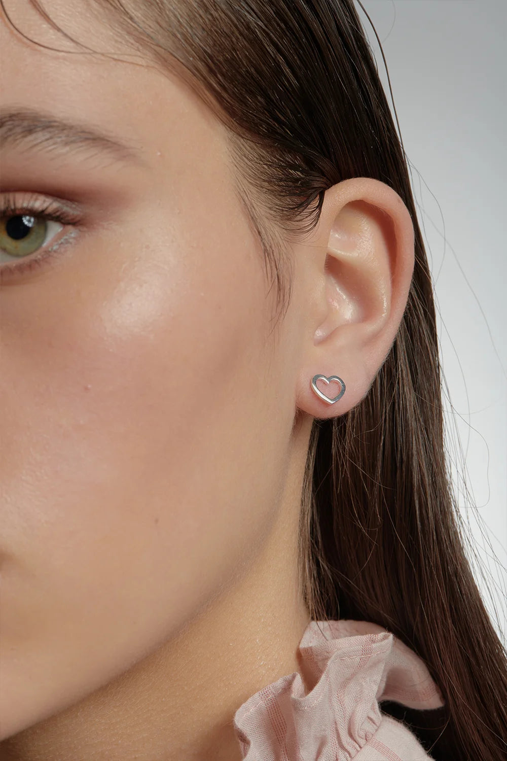 MINI HEART STUDS