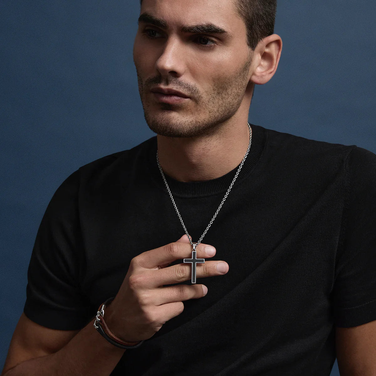 PALADIN MEN'S CROSS PENDANT