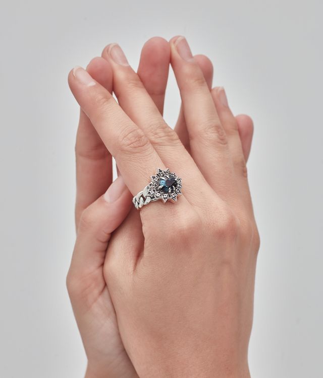 REGAL RUIN RING