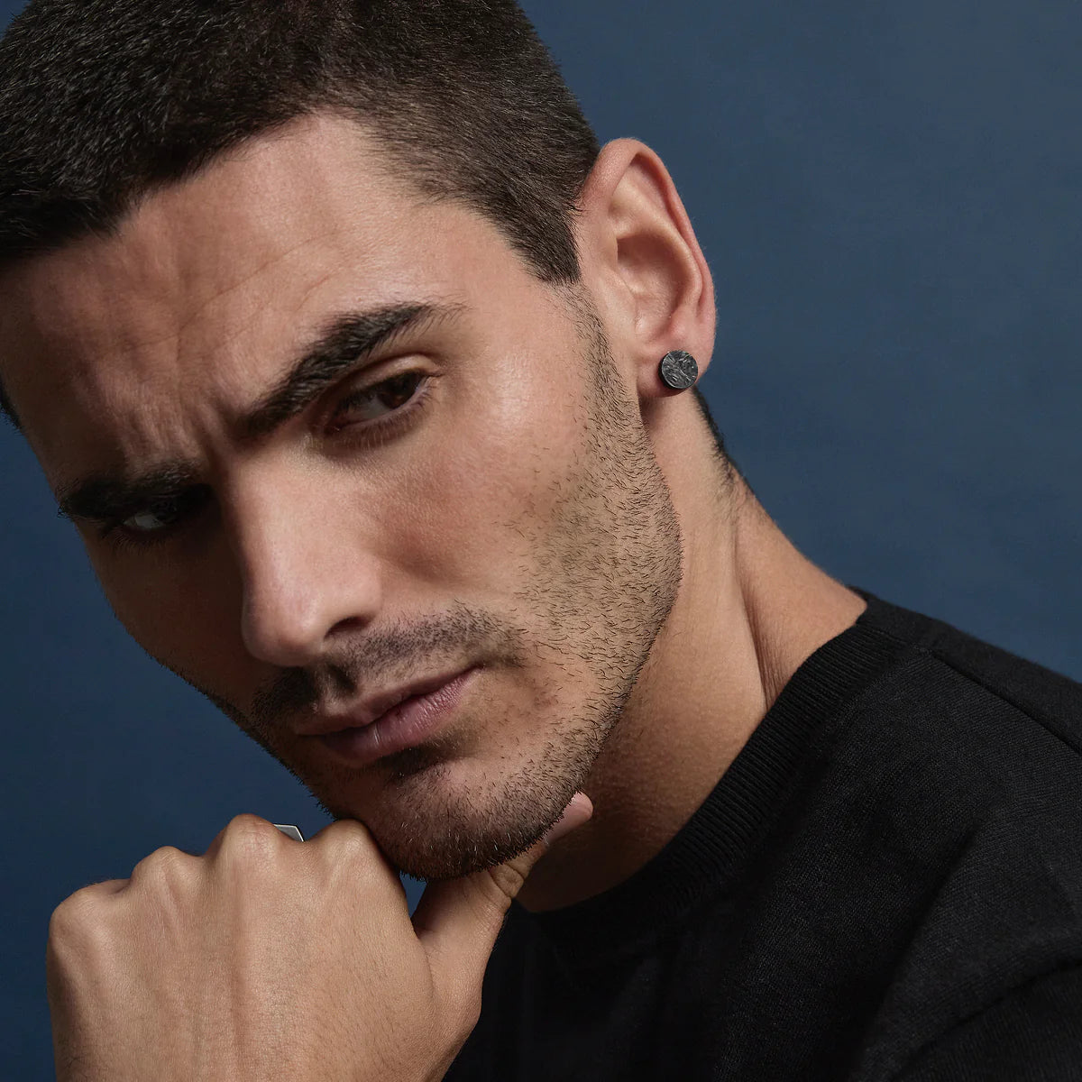 TORQUE MEN'S 8MM REVERSIBLE SINGLE EARRING