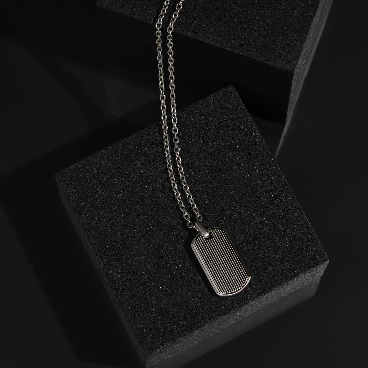 ROCCA MEN'S DOG TAG NECKLACE