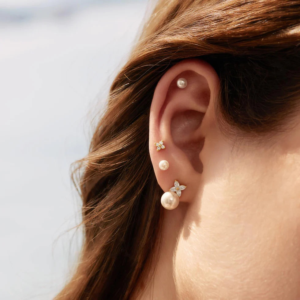 LUNA SHELL PEARL & LUCKY CLOVER STUDS