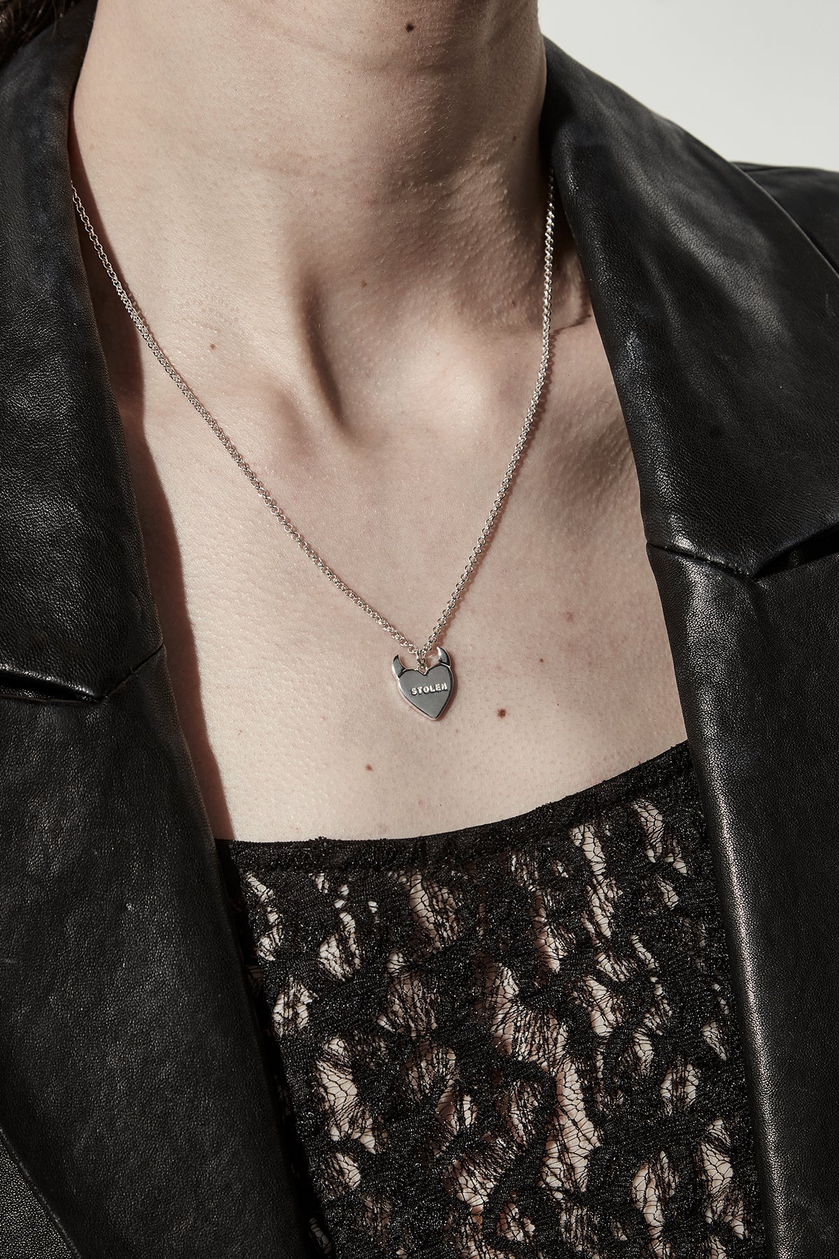 SINISTER NECKLACE