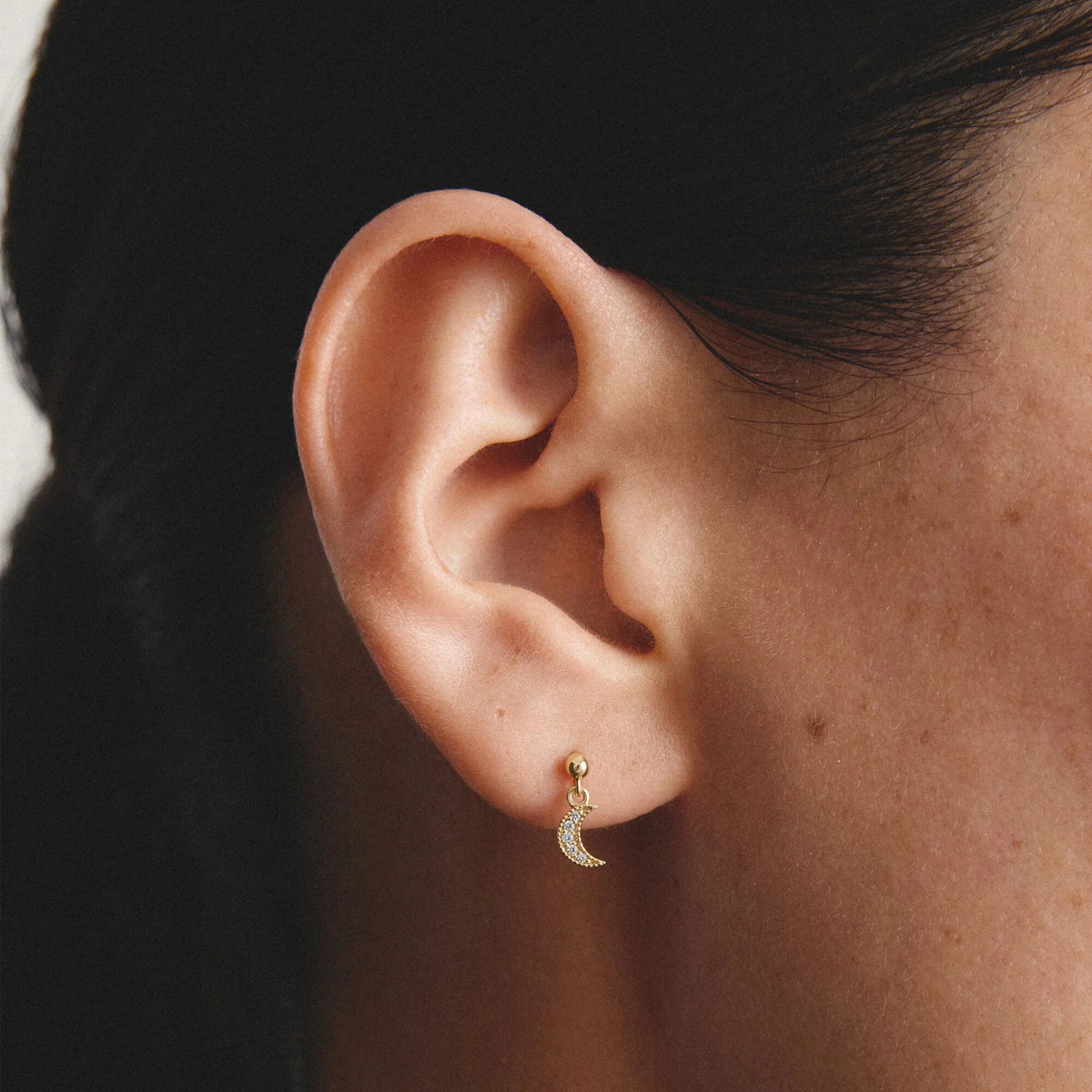 CLASSIC ALLOY STAR & MOON EARRINGS