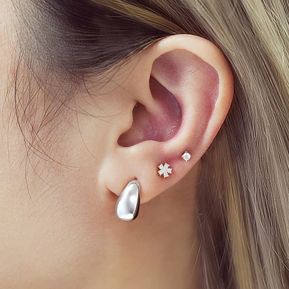 VOGUE SMALL DOME EARRINGS