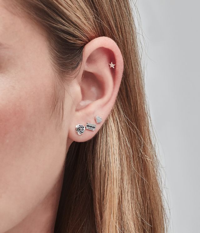 SINGLE STOLEN STAR FLATBACK EARRING