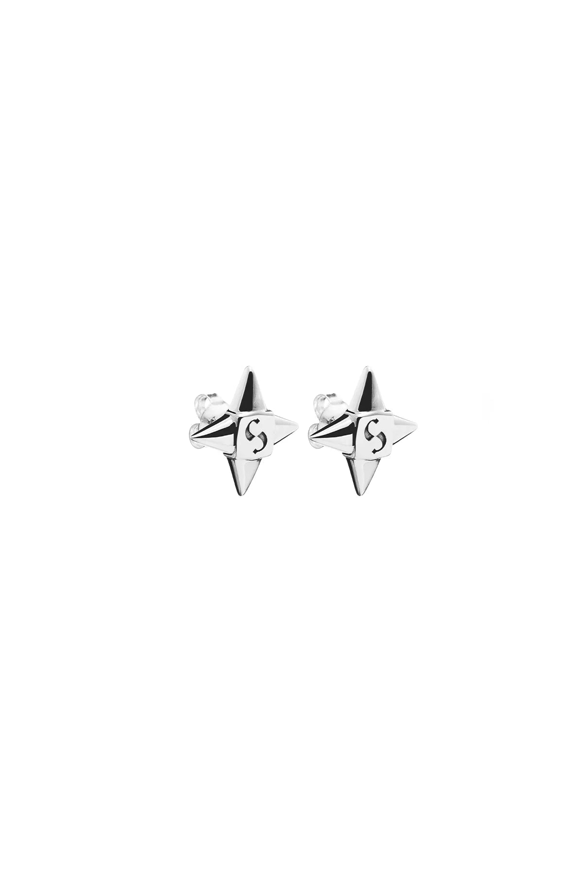 STAR SHOCK STUDS