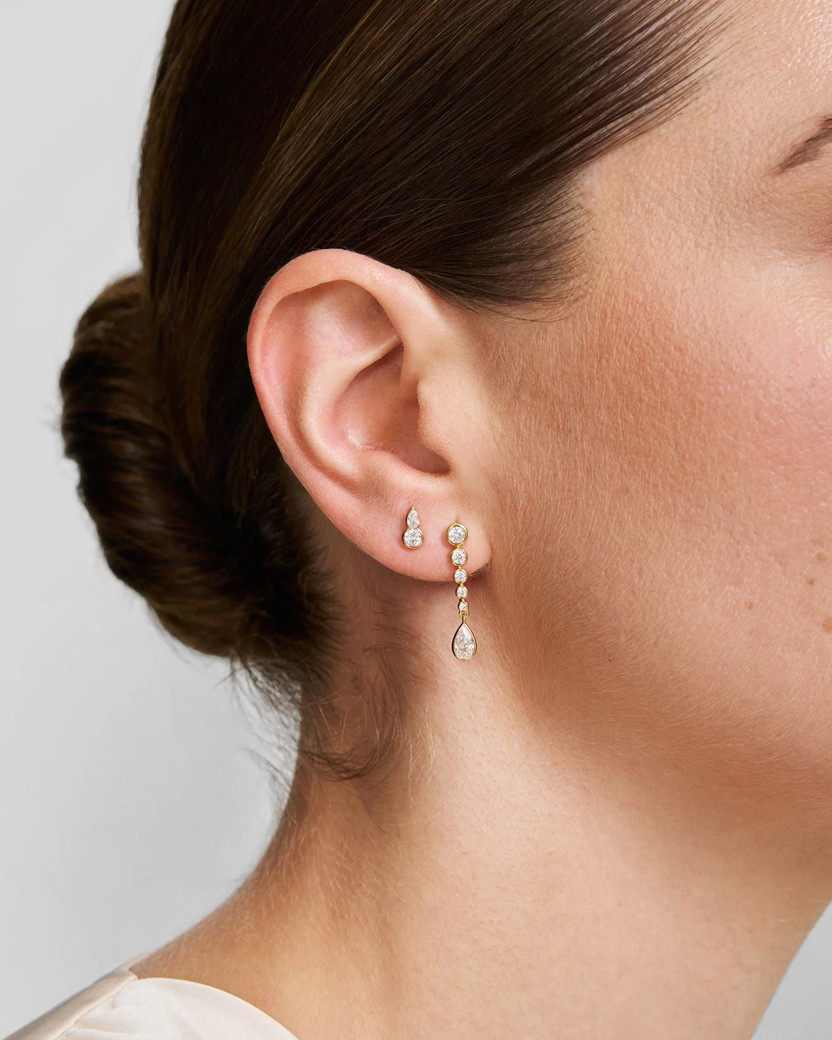 WANDERER ROUND & TEARDROP STUD EARRINGS