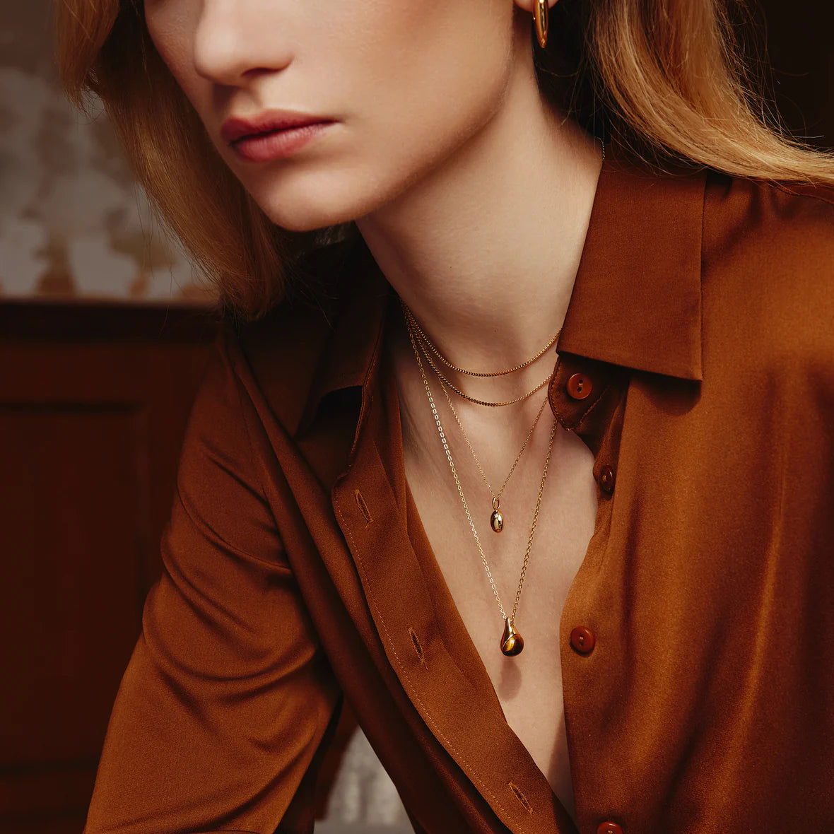 LADY TIGER EYE DROPLET PENDANT NECKLACE