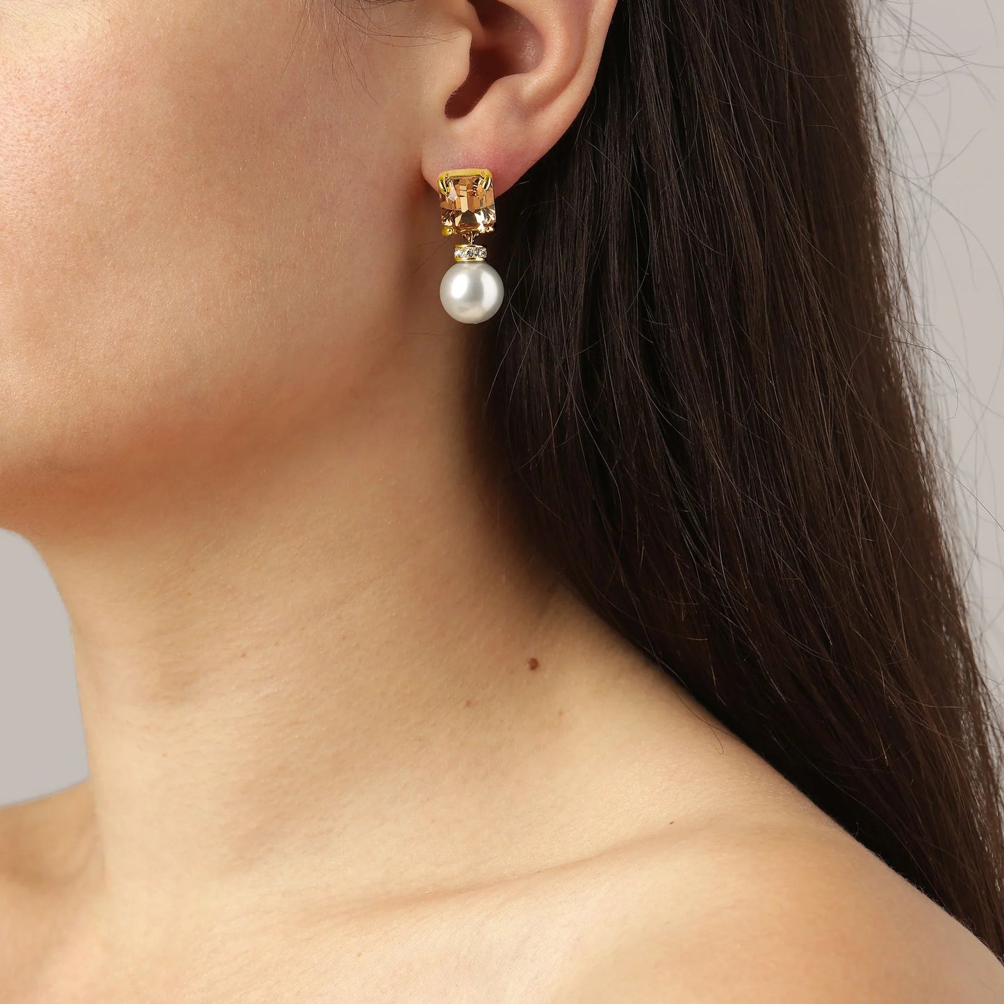 WALI SHINEY GOLD GOLDEN/PEARL EARRINGS
