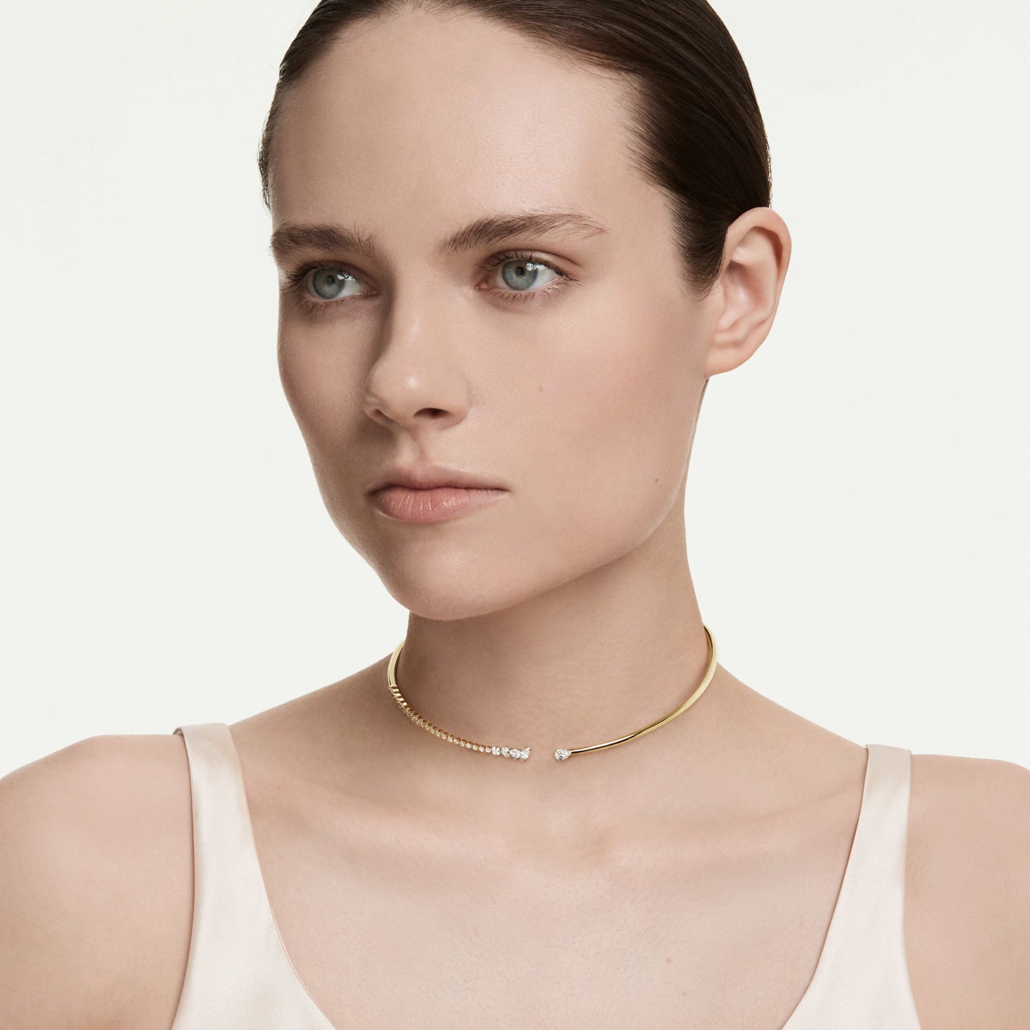 MESMERA CHOKER - WHITE, 18K GOLD